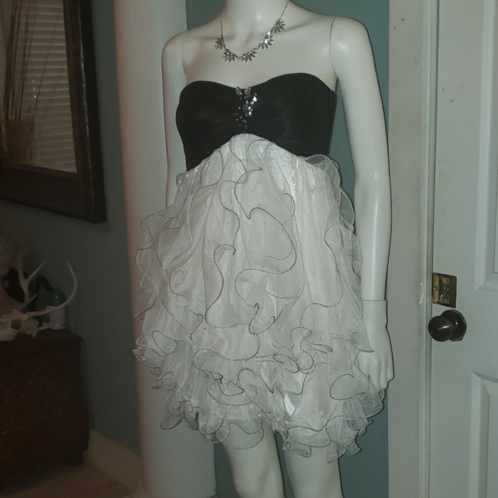 Black and white dress